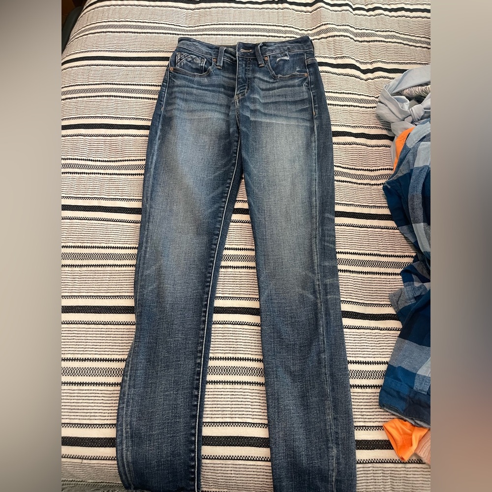 Buckle Women's Deep Indigo Skinny Jeans